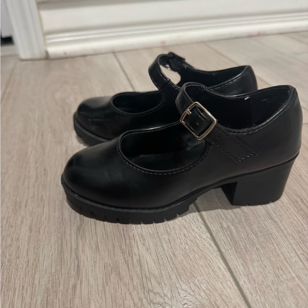 Classic Black Kids Mary Jane Shoes